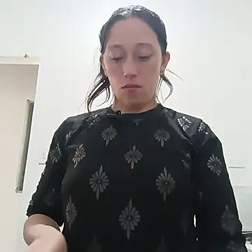 Snapshot of Sunshine_e chatting on November 2025 06:08:01 PM Sunshine e online show from November 2025 06:08:01 PM