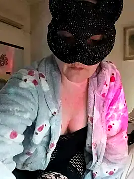 Snapshot of Nina_relax chatting on March 2026 04:10:01 PM Nina relax online show from March 2026 04:10:01 PM
