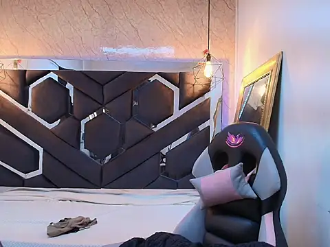 cataleya sambrano online show from November 2025 11:10:02 AM