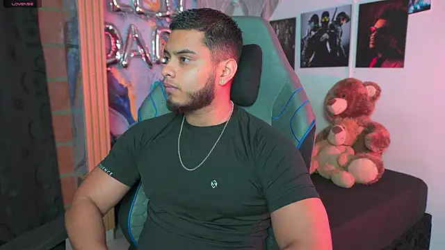 Tiler wolker online show from March 2026 01:23:01 AM