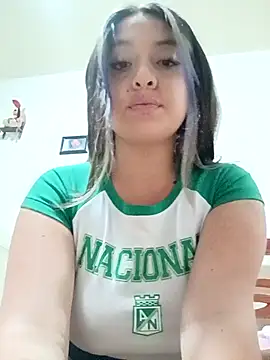 Snapshot of boobs_sharon chatting on October 2025 01:31:01 AM boobs sharon online show from October 2025 01:31:01 AM