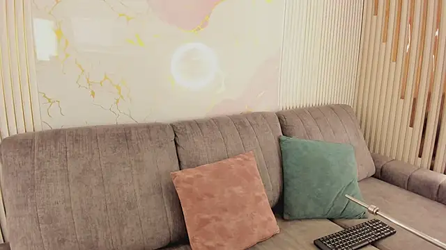 Snapshot of NhoanBrunette chatting on February 2026 02:58:02 PM NhoanBrunette online show from February 2026 02:58:02 PM