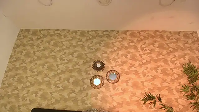 Snapshot of Nayla_Monroee chatting on February 2026 04:00:01 PM Nayla Monroee online show from February 2026 04:00:01 PM