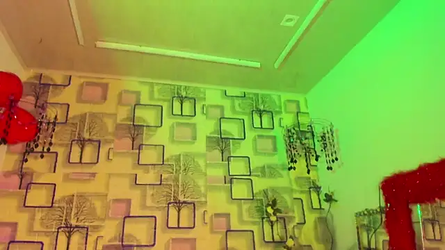 Snapshot of Nayla_Monroee chatting on February 2026 09:33:02 PM Nayla Monroee online show from February 2026 09:33:02 PM