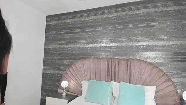 Snapshot of Nayla_Monroee chatting on February 2026 08:32:01 PM Nayla Monroee online show from February 2026 08:32:01 PM