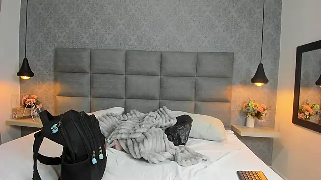 Luna Bella3 online show from November 2025 11:09:02 AM