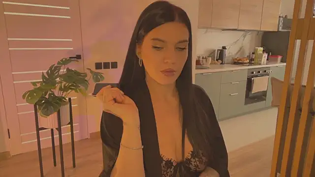 Angelsweetshy online show from October 2025 08:42:01 AM