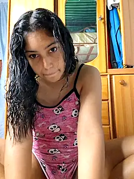 Snapshot of aleexacandy chatting on June 2026 02:49:02 AM aleexacandy online show from June 2026 02:49:02 AM