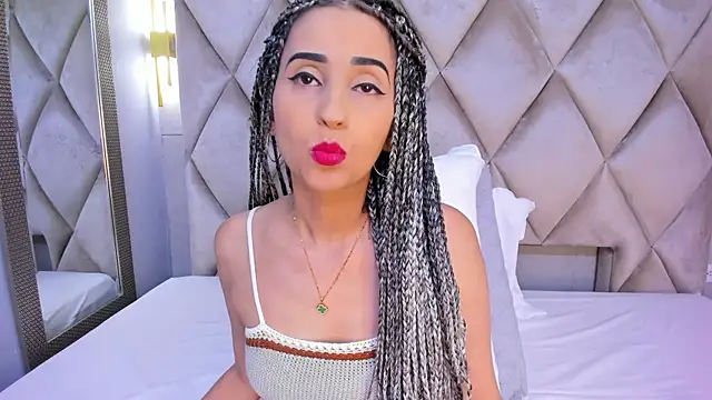 violett rabbit  online show from December 2025 08:17:01 PM