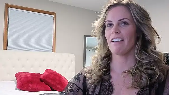 Snapshot of Koralynn_777 chatting on February 2026 02:49:02 AM Koralynn 777 online show from February 2026 02:49:02 AM