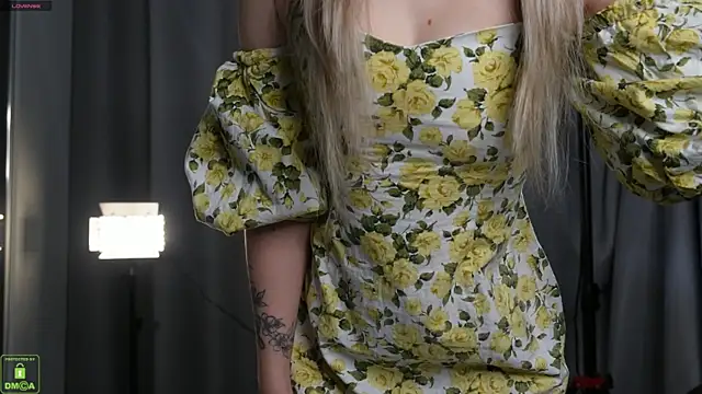 Hochu Labubu online show from October 2025 12:39:02 PM