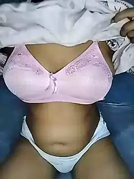 Snapshot of Cutie_Miya chatting on February 2026 01:27:01 PM Cutie Miya online show from February 2026 01:27:01 PM