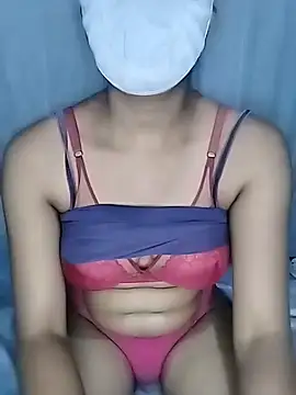 Snapshot of Cutie_Miya chatting on February 2026 02:14:01 PM Cutie Miya online show from February 2026 02:14:01 PM