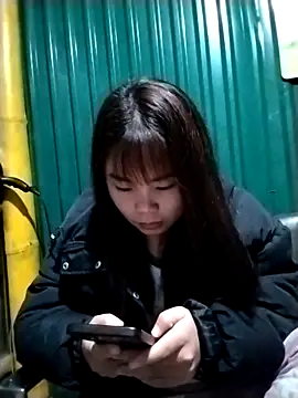 Snapshot of italy-a chatting on October 2025 02:34:01 PM italy-a online show from October 2025 02:34:01 PM