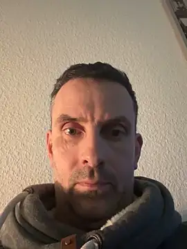 Snapshot of Stefan8254 chatting on February 2026 07:01:02 PM Stefan8254 online show from February 2026 07:01:02 PM