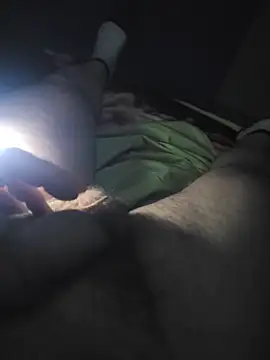 Snapshot of Tincho1051 chatting on December 2025 10:26:01 PM Tincho1051 online show from December 2025 10:26:01 PM