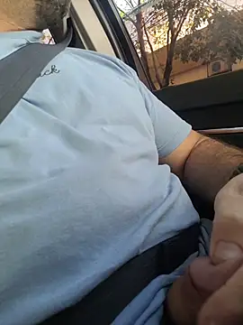 Tincho1051 online show from April 2026 08:01:02 PM