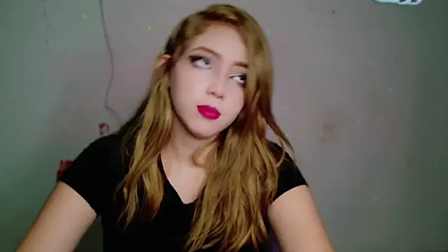 Natalia alian online show from October 2025 07:15:01 PM