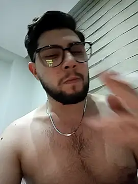 Mstfaavan64 online show from March 2026 11:44:01 PM