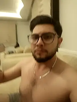 Mstfaavan64 online show from March 2026 09:37:02 PM