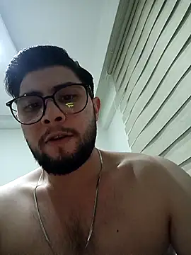 Mstfaavan64 online show from April 2026 09:01:02 PM