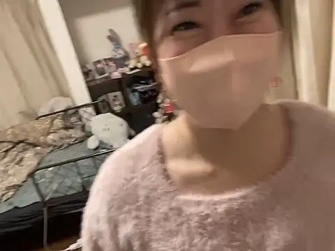 hitomi desu online show from February 2026 08:07:01 PM