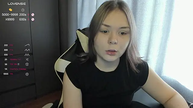 Snapshot of sophia_lix chatting on February 2026 06:40:02 AM sophia lix online show from February 2026 06:40:02 AM