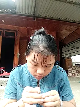 Snapshot of Smay69_ chatting on October 2025 03:29:02 AM Smay69  online show from October 2025 03:29:02 AM