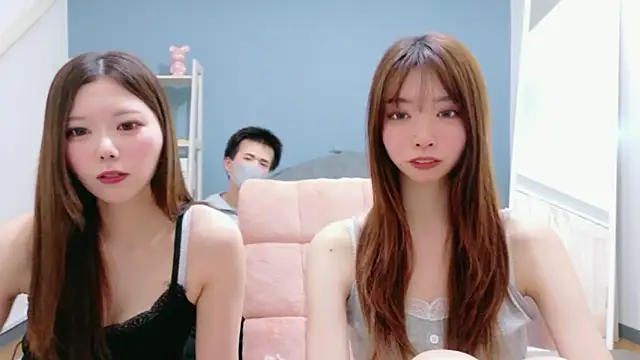 Sana-jpn online show from April 2026 09:19:01 PM