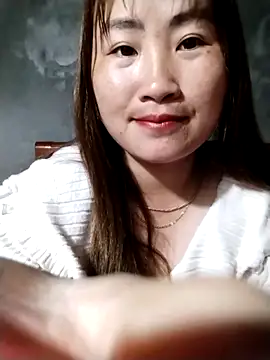 emini-xx online show from April 2026 06:03:02 AM