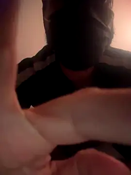 Snapshot of AlztaClouds chatting on December 2025 10:29:02 PM AlztaClouds online show from December 2025 10:29:02 PM