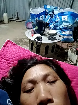 bella-la online show from November 2025 12:27:02 PM