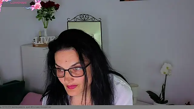 Snapshot of valeryablack chatting on April 2026 01:03:02 PM valeryablack online show from April 2026 01:03:02 PM
