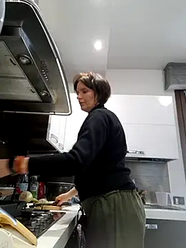 Piediniecollant online show from March 2026 11:17:02 AM