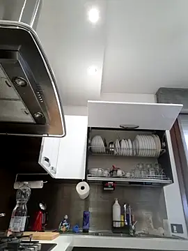 Piediniecollant online show from March 2026 11:14:01 AM