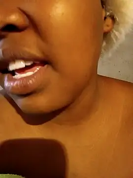 3bigcuteness online show from November 2025 12:11:02 PM