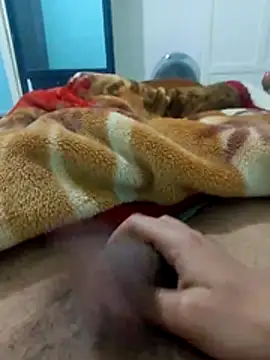 Snapshot of Ayoub_ben27 chatting on March 2026 11:40:01 PM Ayoub ben27 online show from March 2026 11:40:01 PM