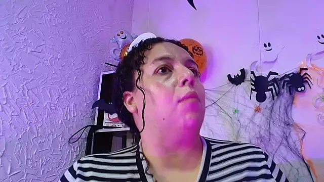 Natasha Amber online show from October 2025 12:39:02 PM