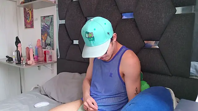 J-Moo online show from November 2025 03:34:02 PM