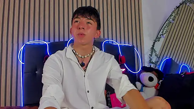 joji Spencer online show from February 2026 04:18:02 AM