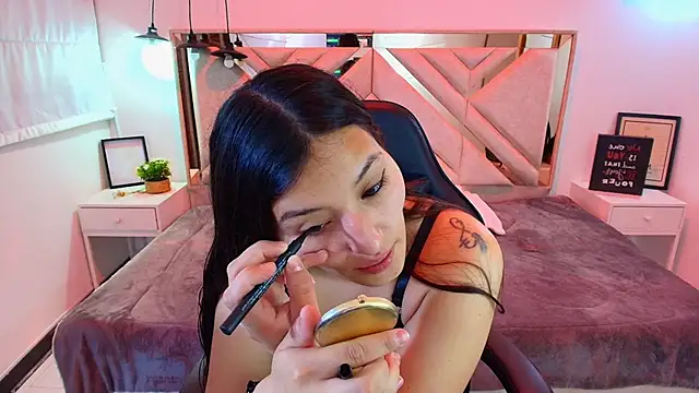 Snapshot of emmaa_garciia chatting on June 2026 03:48:02 AM emmaa garciia online show from June 2026 03:48:02 AM