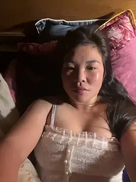 Snapshot of heodat-sexx chatting on November 2025 06:43:01 PM heodat-sexx online show from November 2025 06:43:01 PM