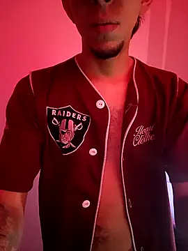 Aron Jones  online show from November 2025 12:57:02 AM