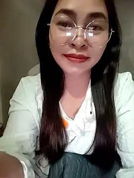 Snapshot of Bamboo-niee123 chatting on April 2026 04:04:02 PM Bamboo-niee123 online show from April 2026 04:04:02 PM