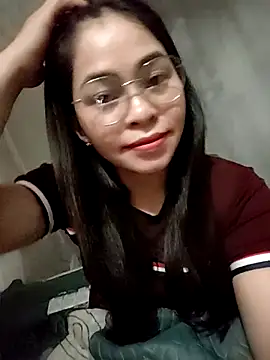 Snapshot of Bamboo-niee123 chatting on April 2026 04:13:01 PM Bamboo-niee123 online show from April 2026 04:13:01 PM