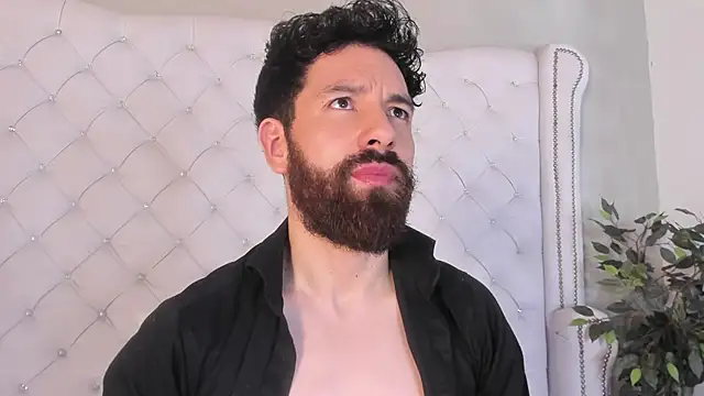 jackfoden01 online show from October 2025 05:22:02 AM