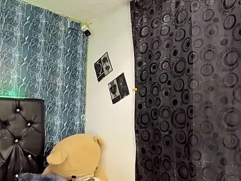 matewhottx18 online show from October 2025 10:44:02 PM