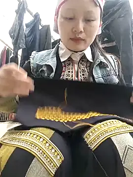 yoyo-mi online show from February 2026 01:35:02 AM