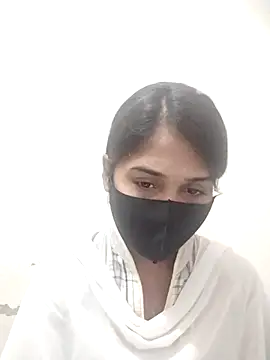 Green LaDY66 online show from November 2025 02:50:02 PM