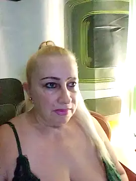 Esenia505 online show from November 2025 05:07:02 AM